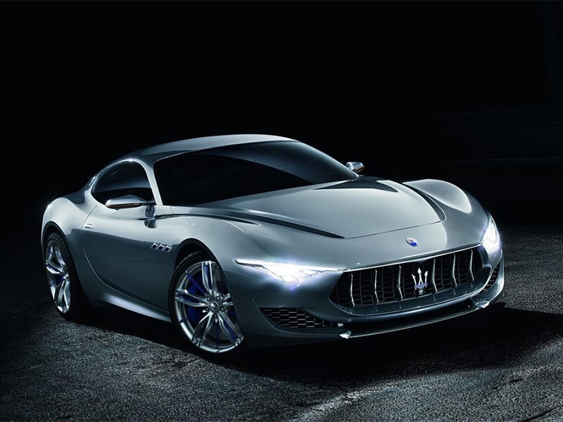 Maserati Alfieri concept 2014 вид спереди