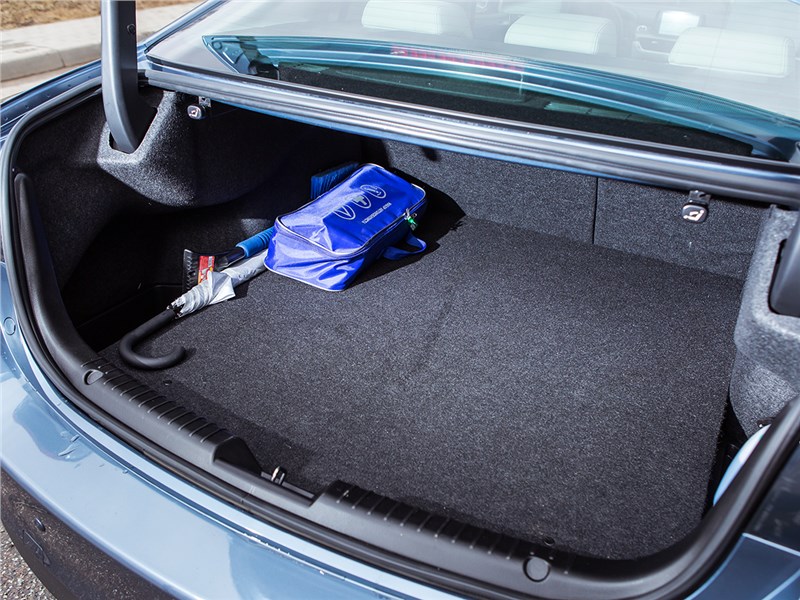 Mazda 6 2016 багажное отделение