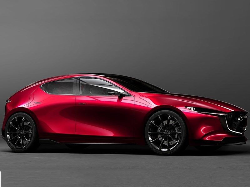 Новую Mazda3 ждем осенью?