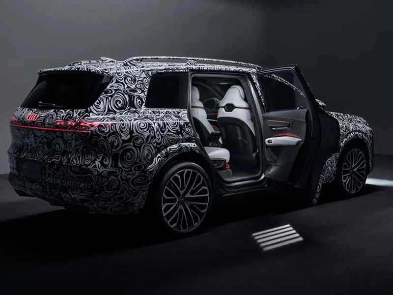 Audi готовит роскошный кроссовер Q9 Horch