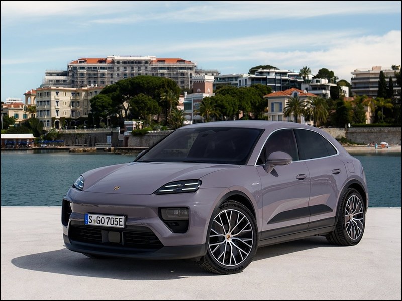 Porsche прощается с Macan
