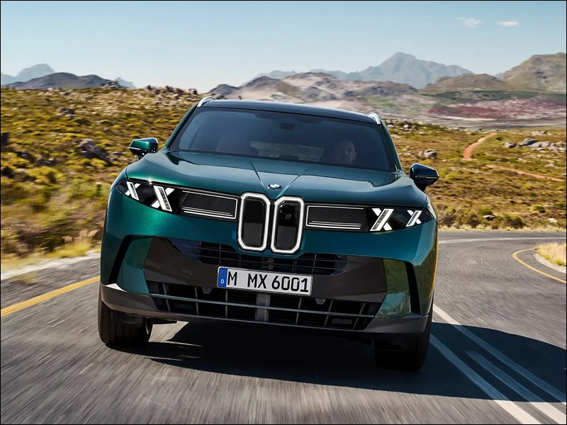 Новый BMW X5 сохранит V8 и получит сразу несколько мощных версий