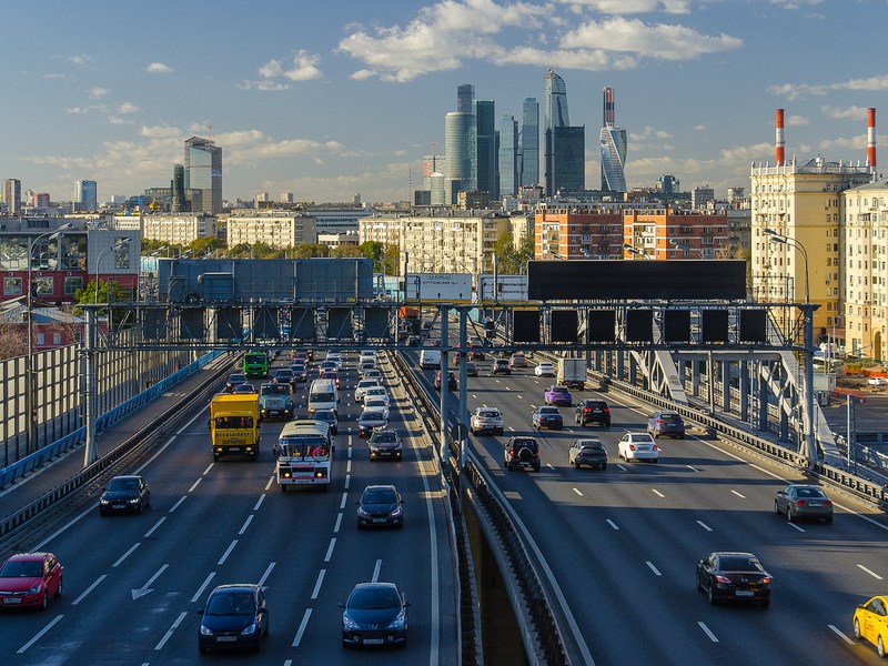 Мэрия Москвы нашла способ избавиться от «бутылочных горлышек» на перекрестках 