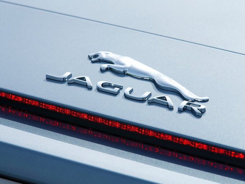 Jaguar начал сервисную кампанию в России