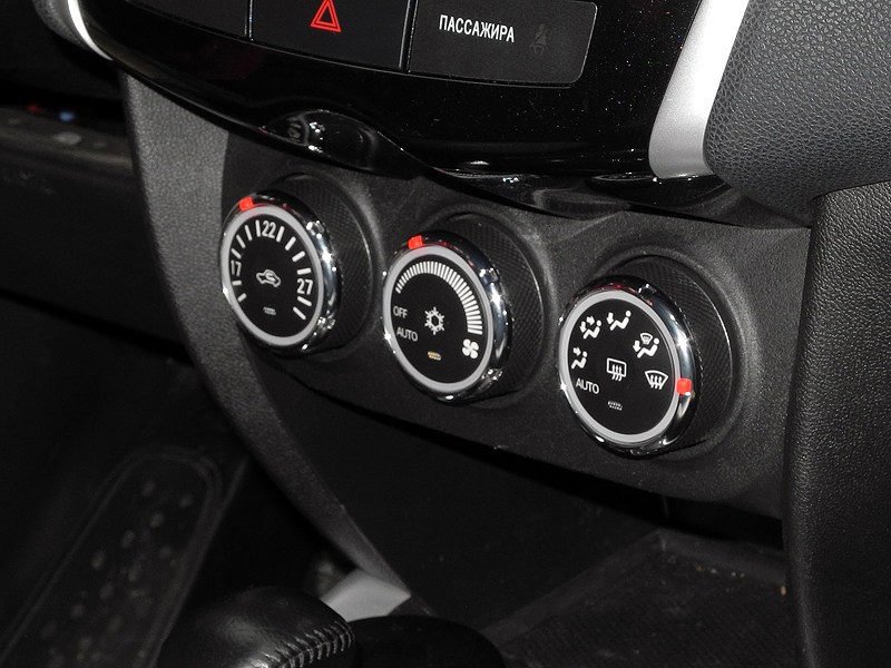 Peugeot 4008 2012 управление климатом 