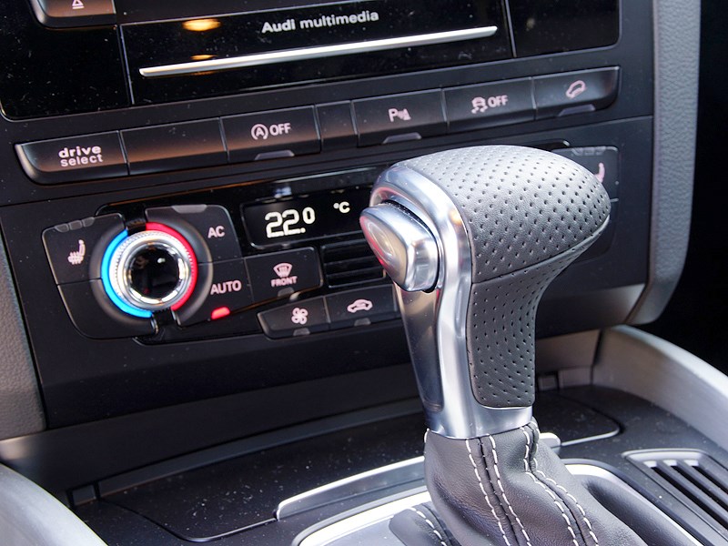 Audi Q5 2012 селектор КПП
