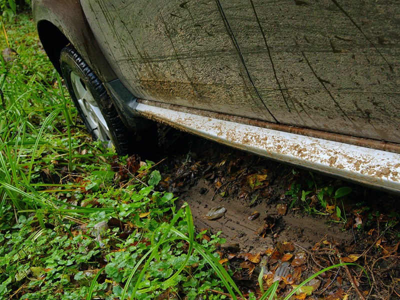 Renault Duster 2012 тормозной путь по грязи