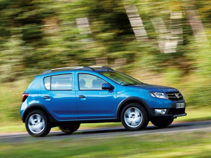 Dacia не будет спешить с электрификацией