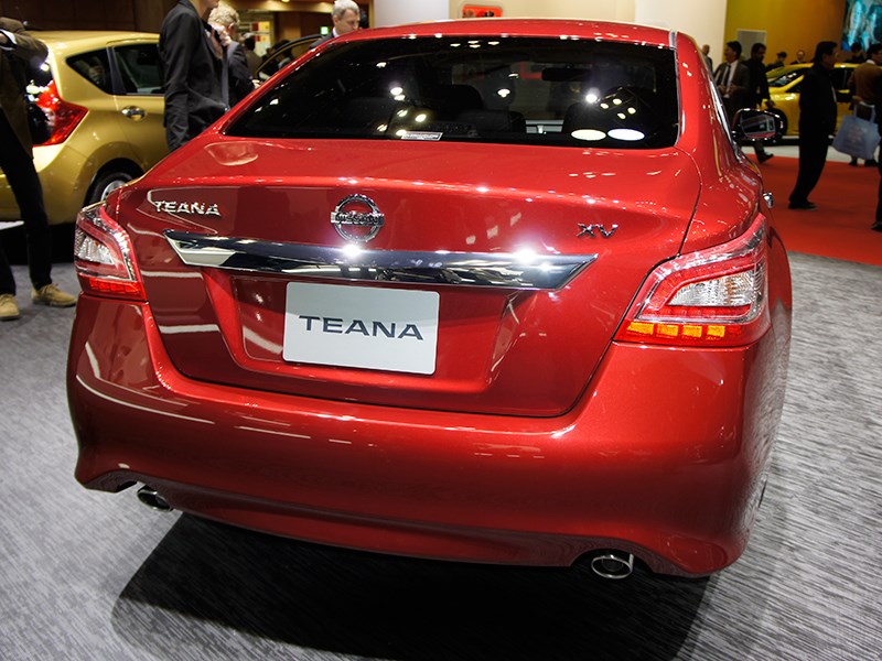 Nissan Teana 2014 вид сзади