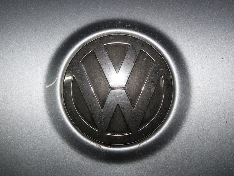 Volkswagen AG обвиняют в нарушении законодательства 20 стран Евросоюза