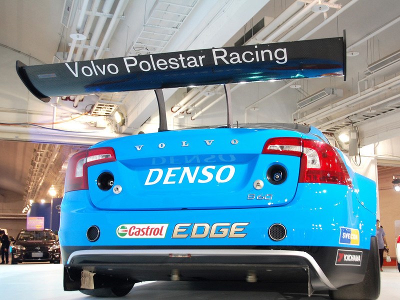 Volvo будет создавать электрокары под брендом Polestar