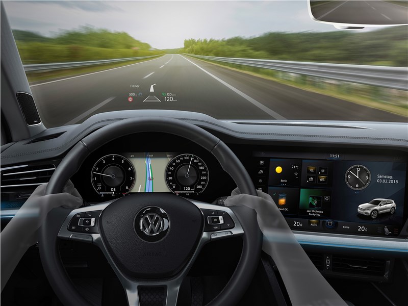 Volkswagen Touareg 2019 проекционный дисплей на лобовом стекле