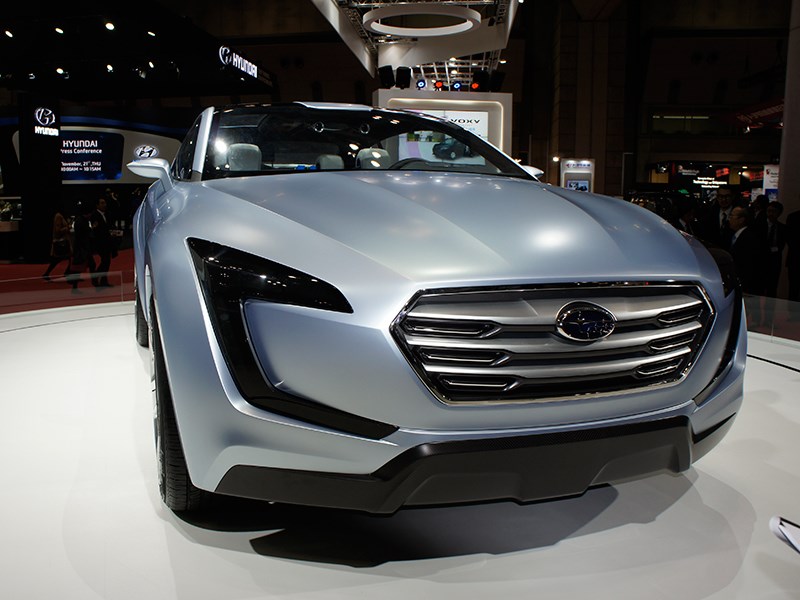 Subaru Viiziv concept 2013 вид спереди