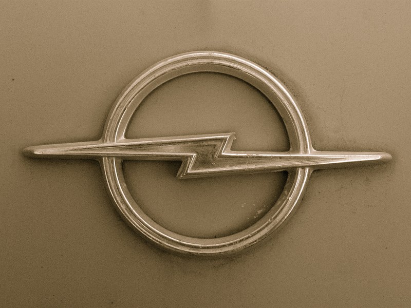 Opel опроверг информацию о возвращении на российский рынок