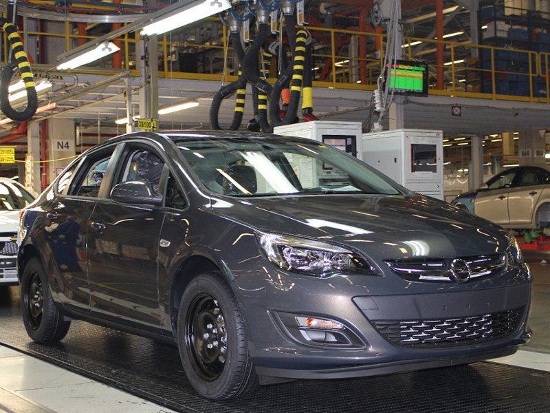 На питерском заводе GM стартовало производство Opel Astra