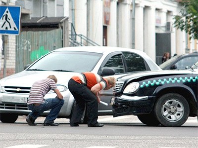 В Москве и Петербурге проведут эксперимент с европротоколом