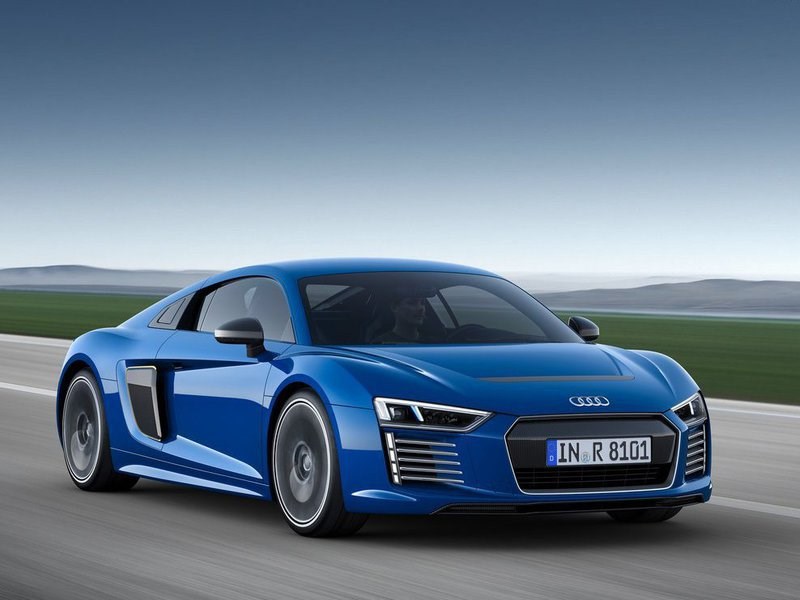 Audi полностью остановила производство электрического спорткара R8