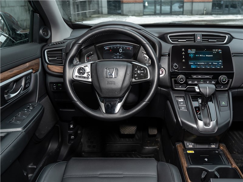 Honda CR-V (2020) салон