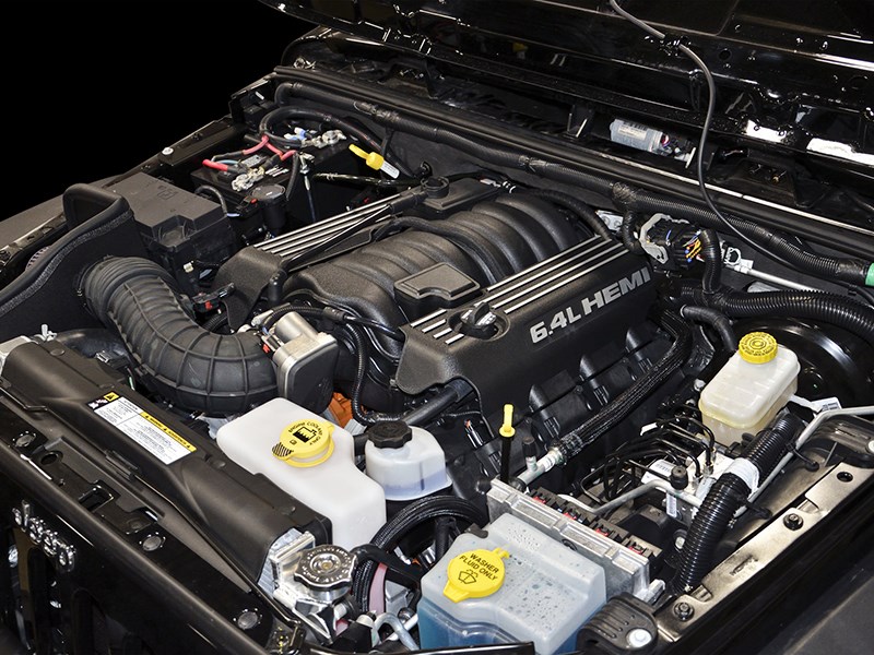 В Jeep Renegade установили мотор V8