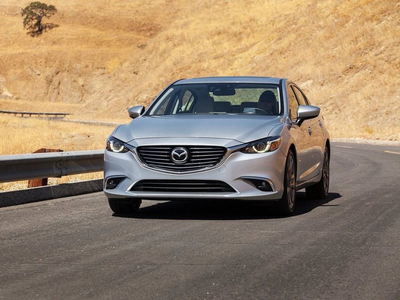 Mazda анонсировала появление в России обновленной «6-ой» модели