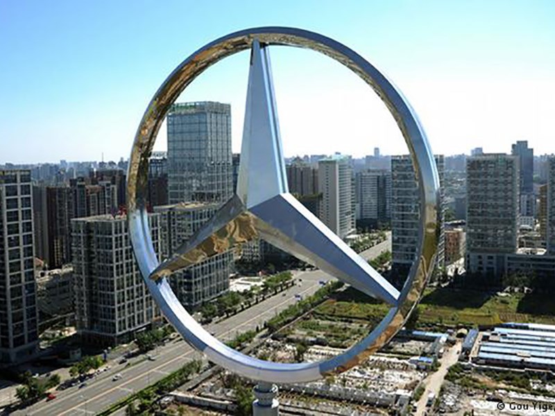 Mercedes-Benz могут разделить на три независимые компании