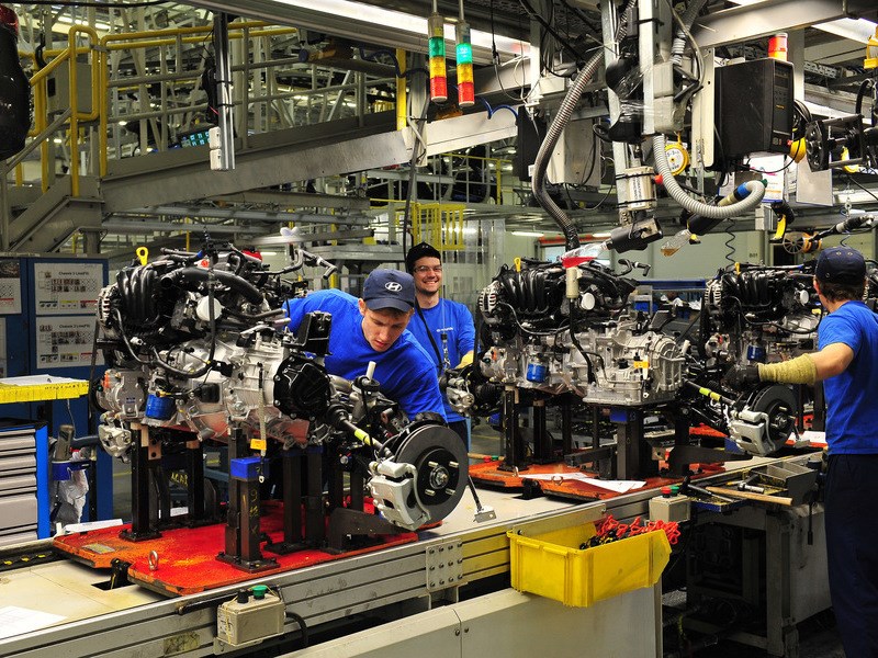 Минпромторг предложил объединиться Renault-Nissan, Volkswagen и Hyundai