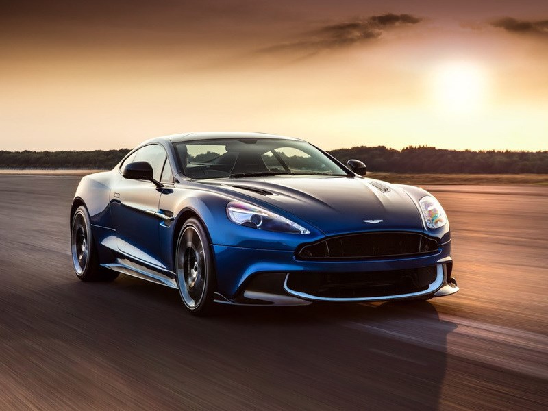 Aston Martin привез в Лос-Анджелес S-версию купе Vanquish