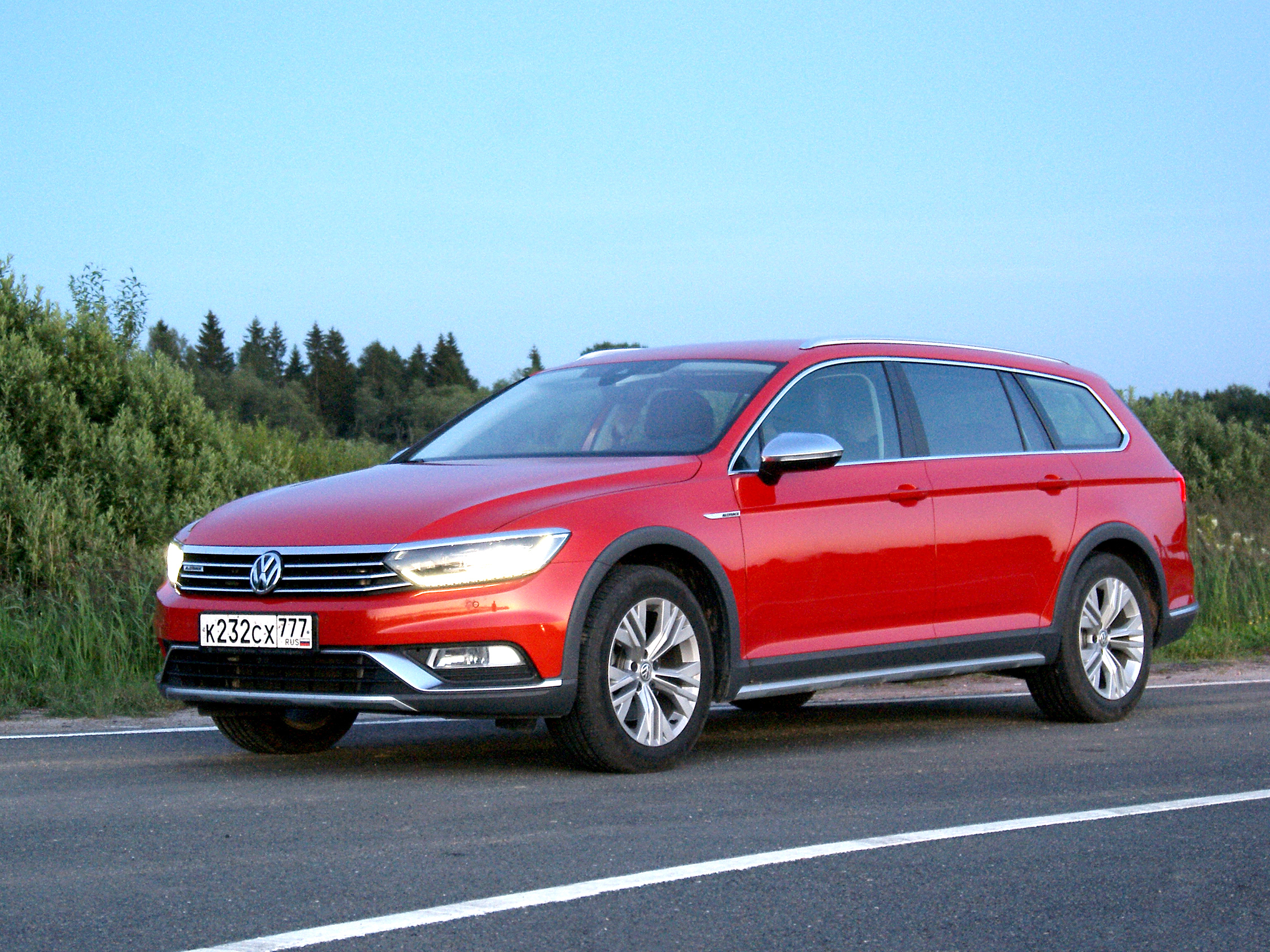 Passat b8 Alltrack Orange