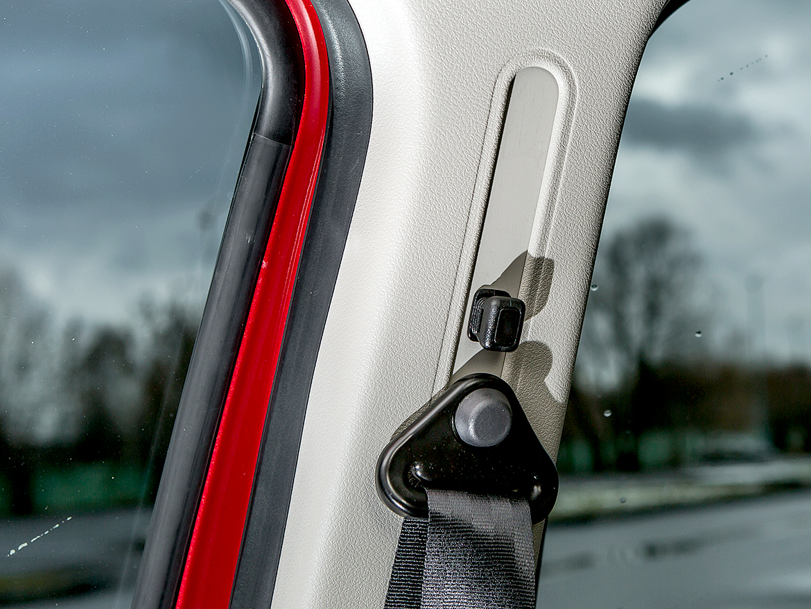 Фото Renault Sandero (2013 - 2017) поколение II - Renault Sandero 2013 ...