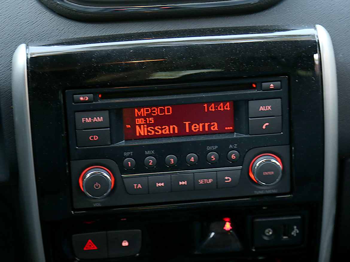 Фото Nissan Terrano - Nissan Terrano 2016 магнитола