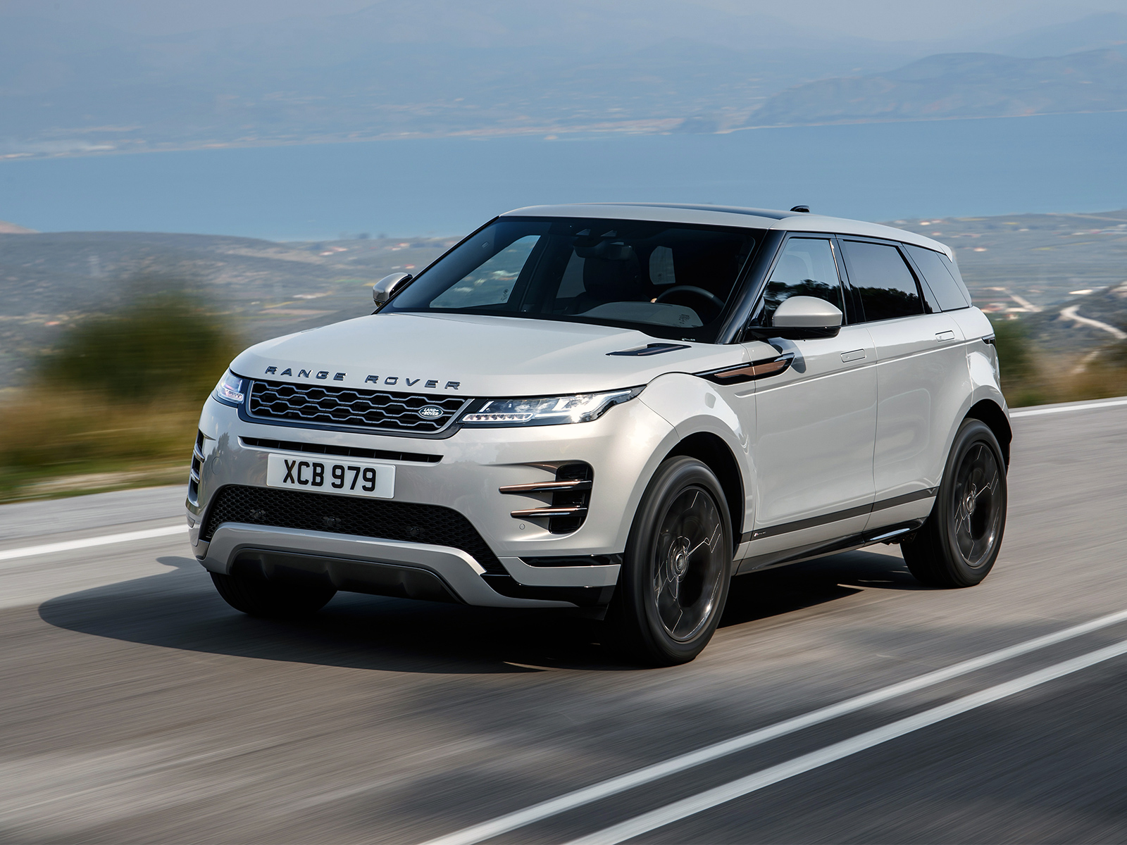 Range Rover Evoque 2019 Р±РµР»С‹Р№