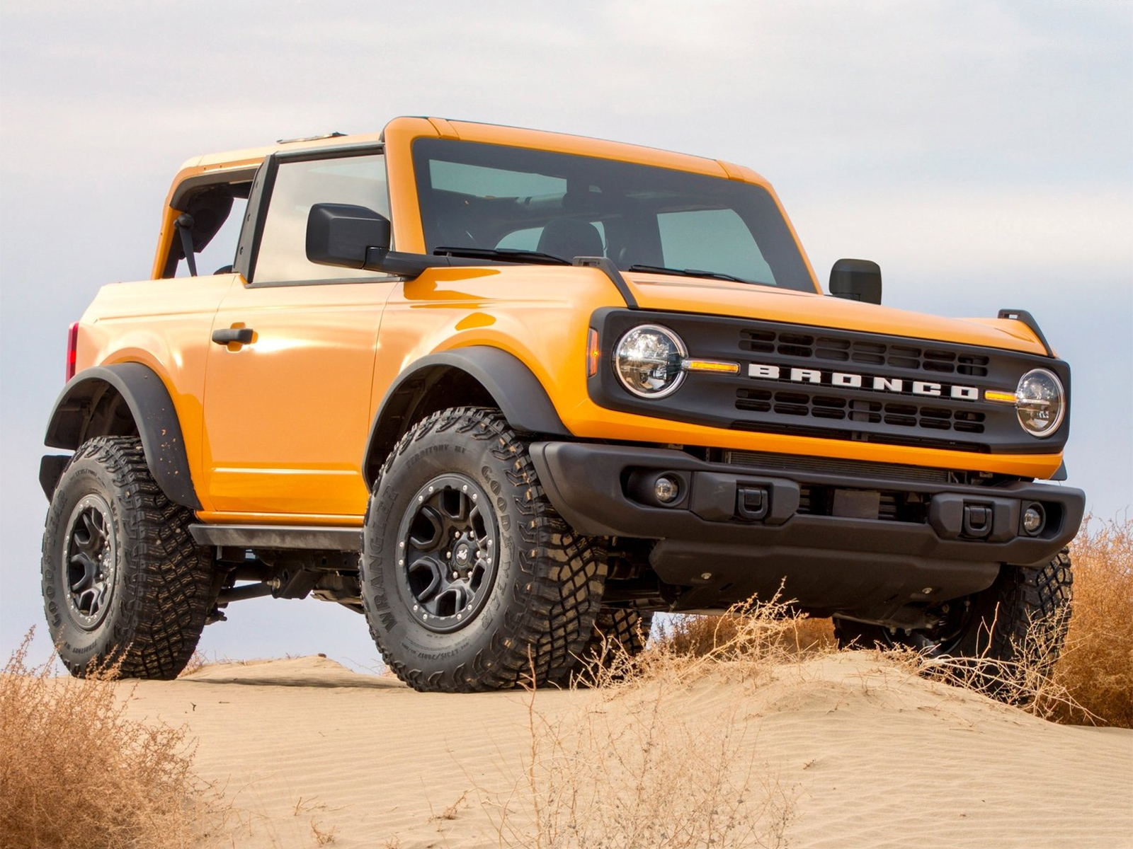 Ford Bronco Jeep Wrangler