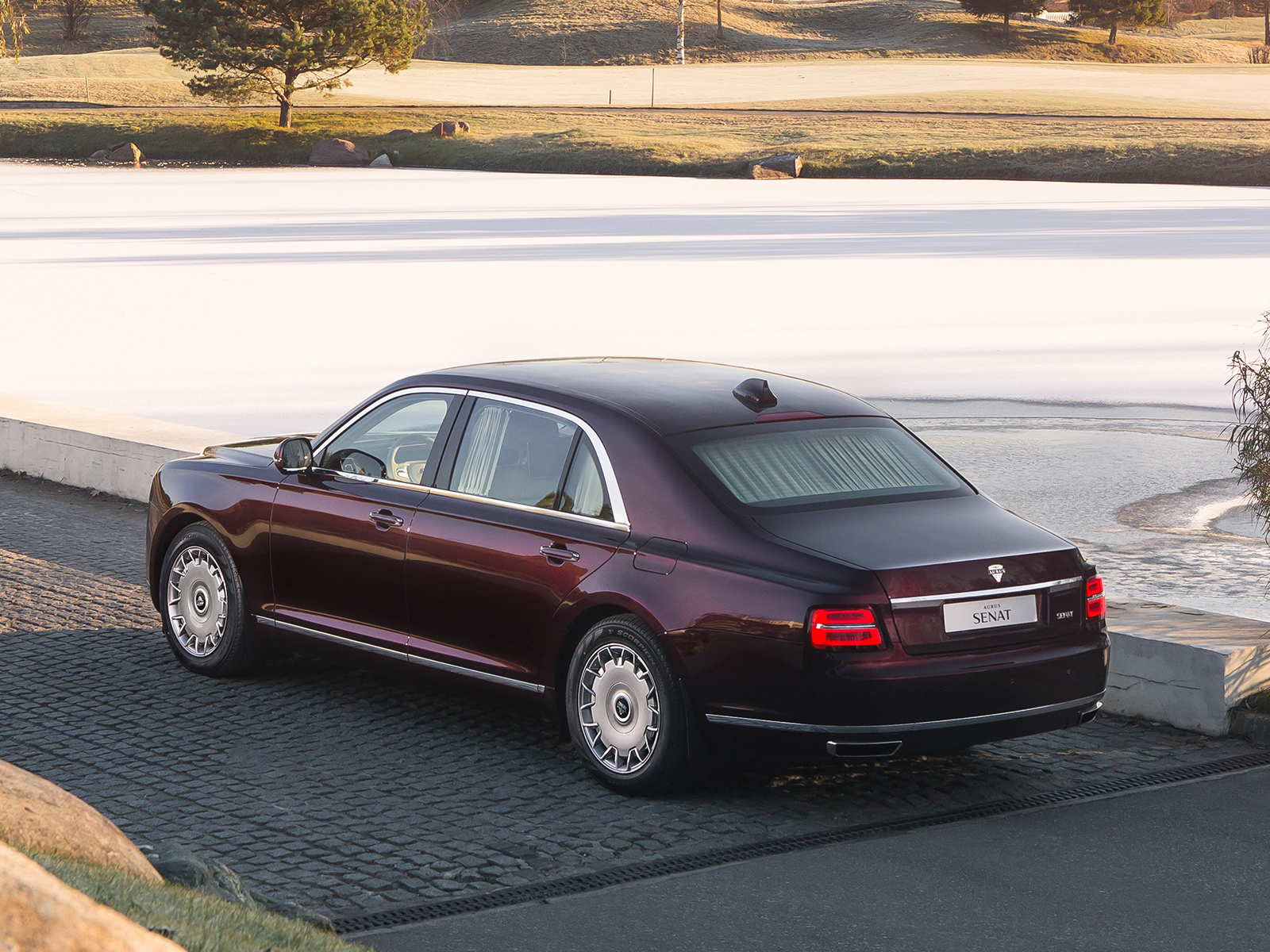 Aurus senat s600