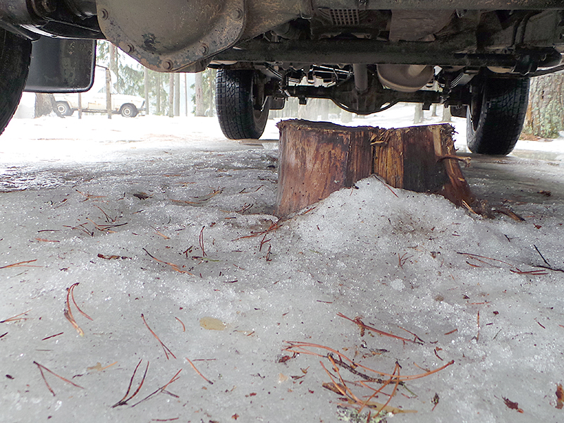 Фото УАЗ Patriot (2014 - 2016) поколение II - Под днищем автомобиля ...