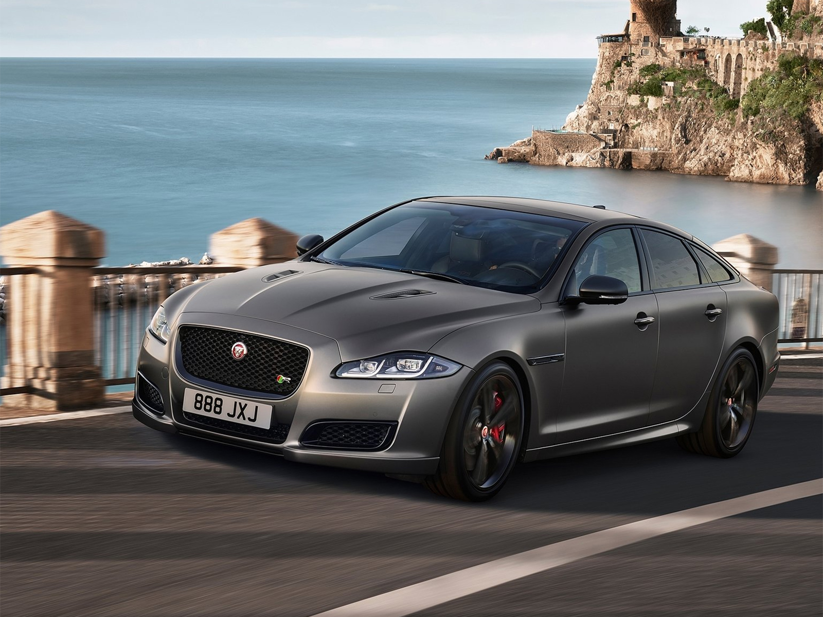 Jaguar XJ седан