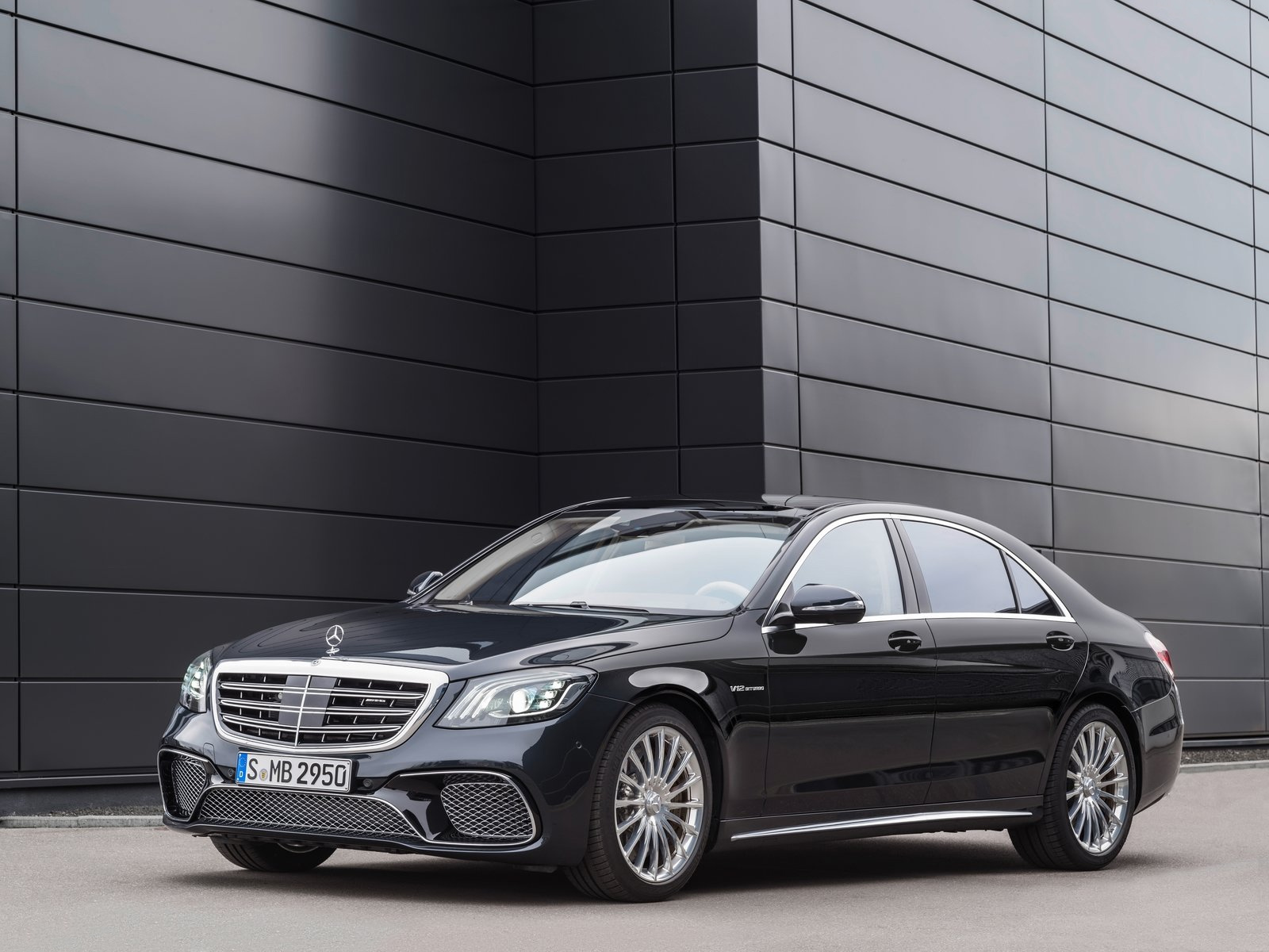 Mercedes s class w222 AMG 63