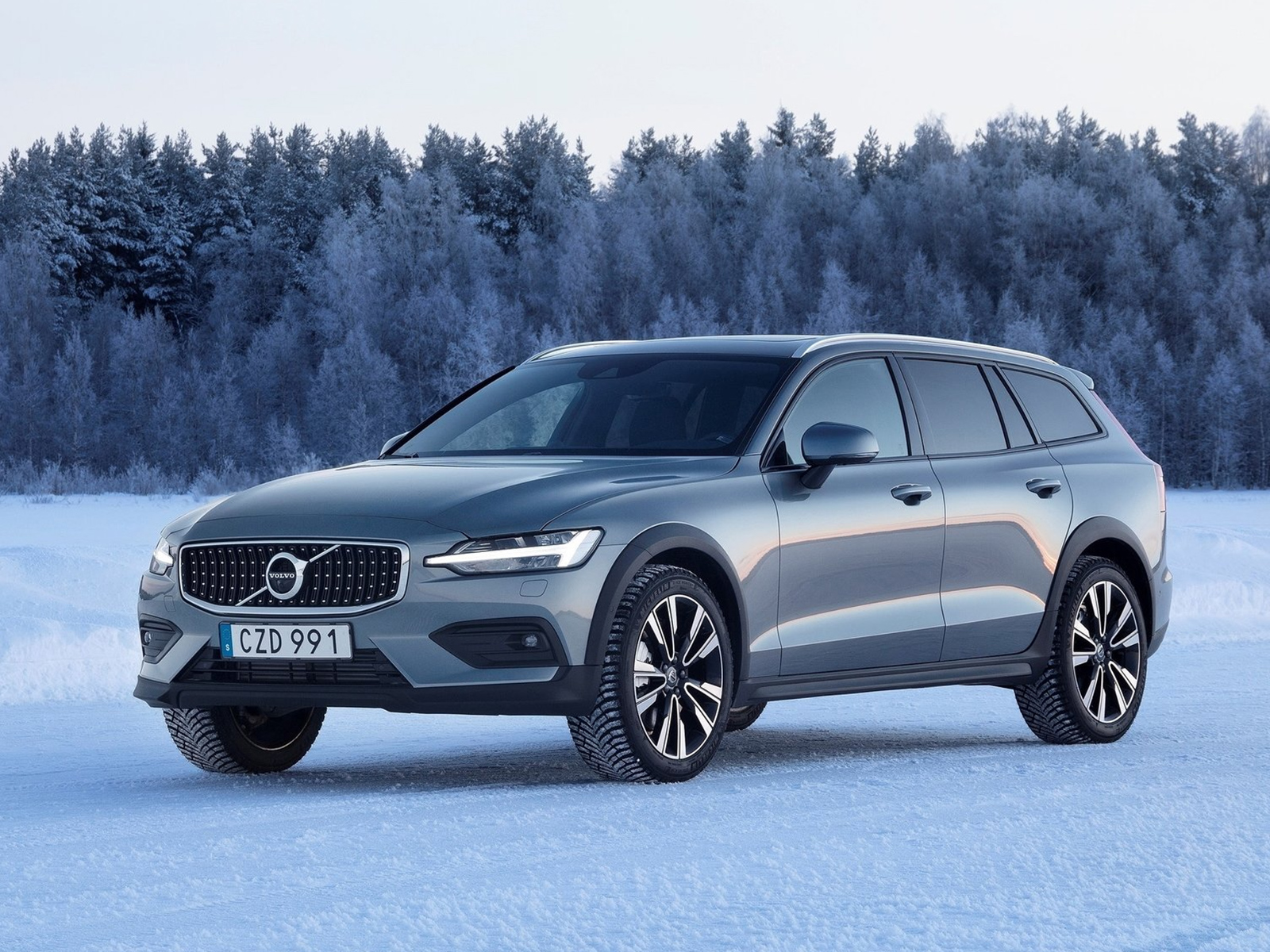 volvo v60 cross country интерьер