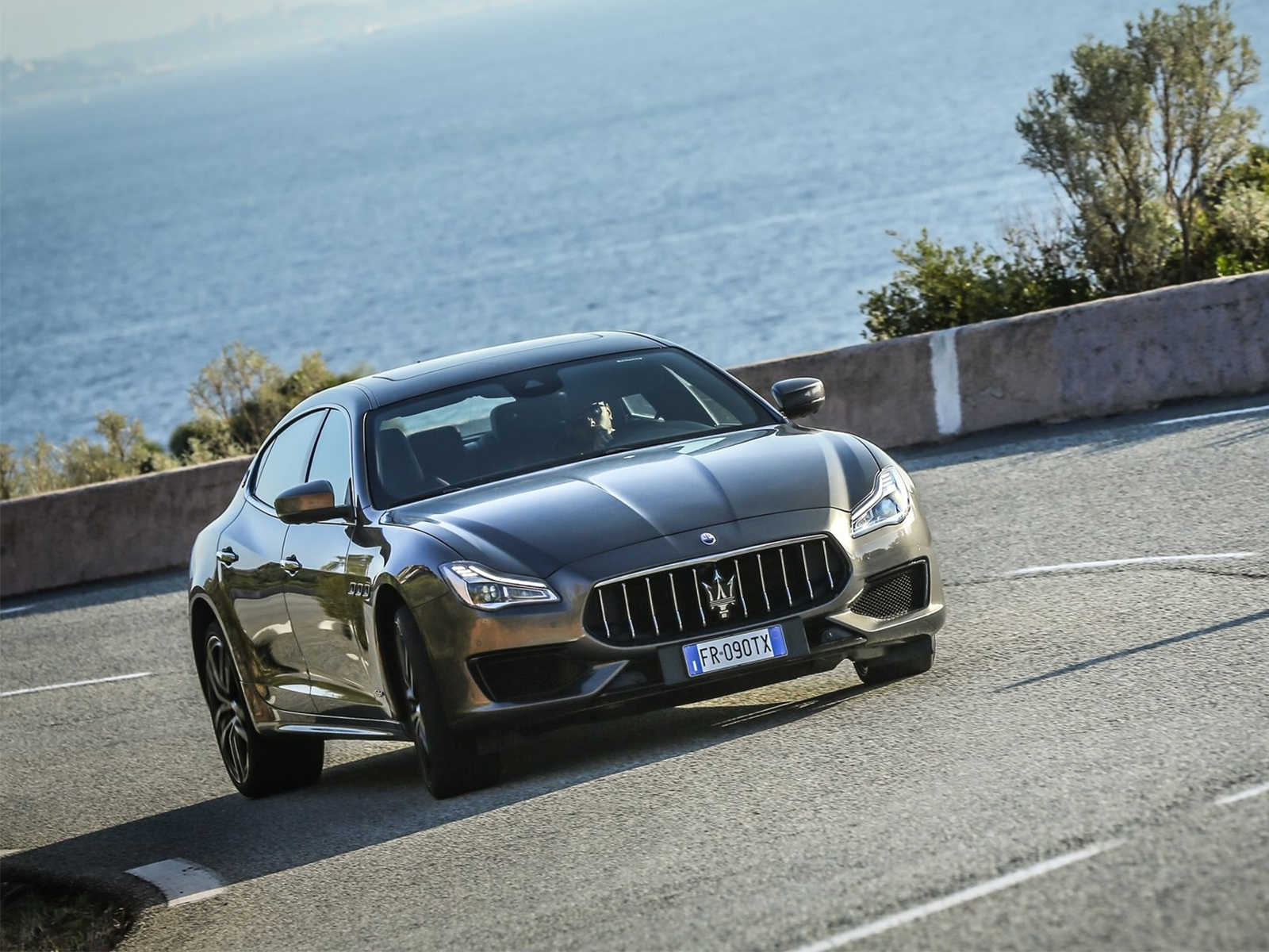 Maserati Quattroporte фары