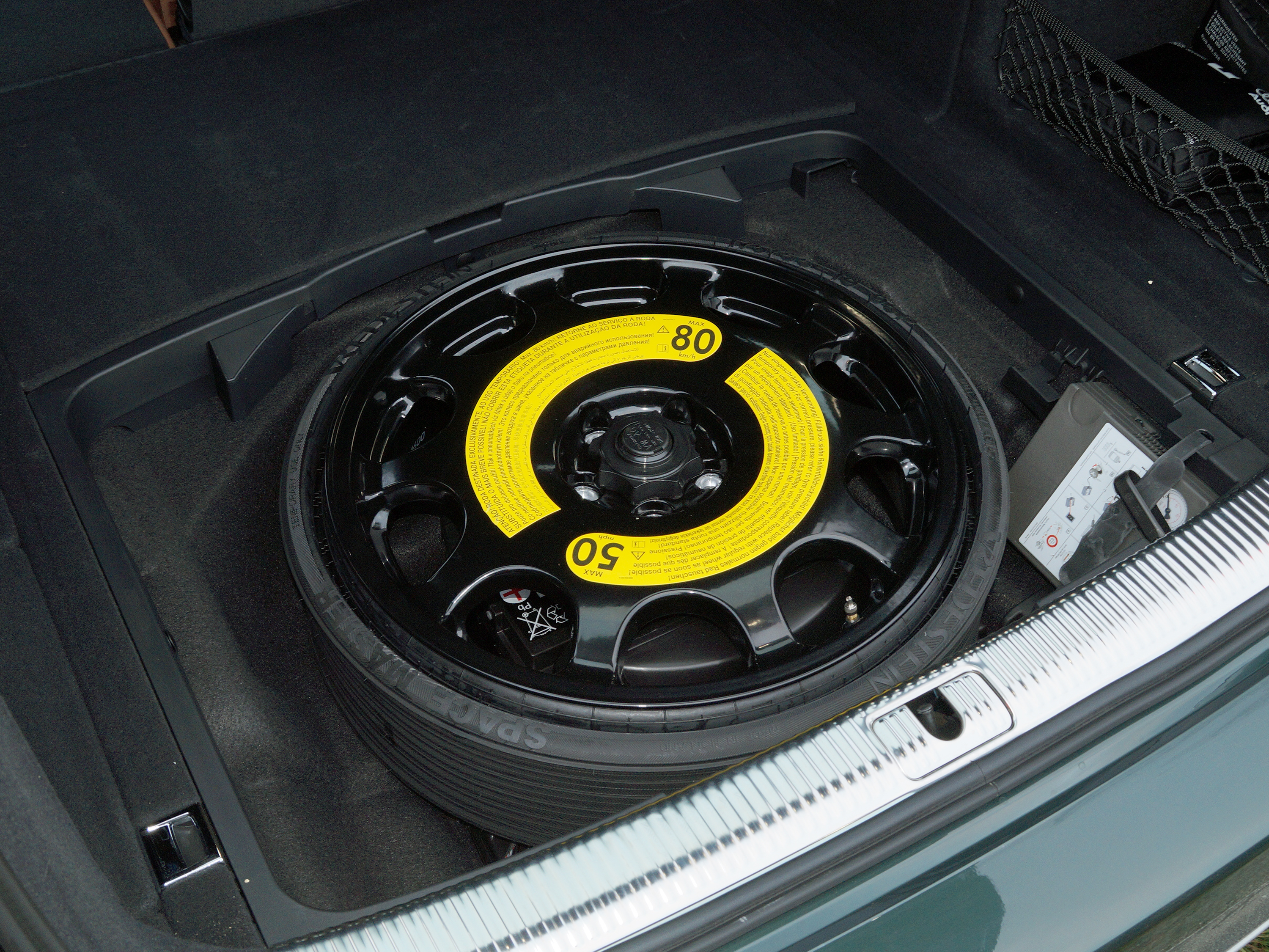 Audi a4 b8 запасное колесо