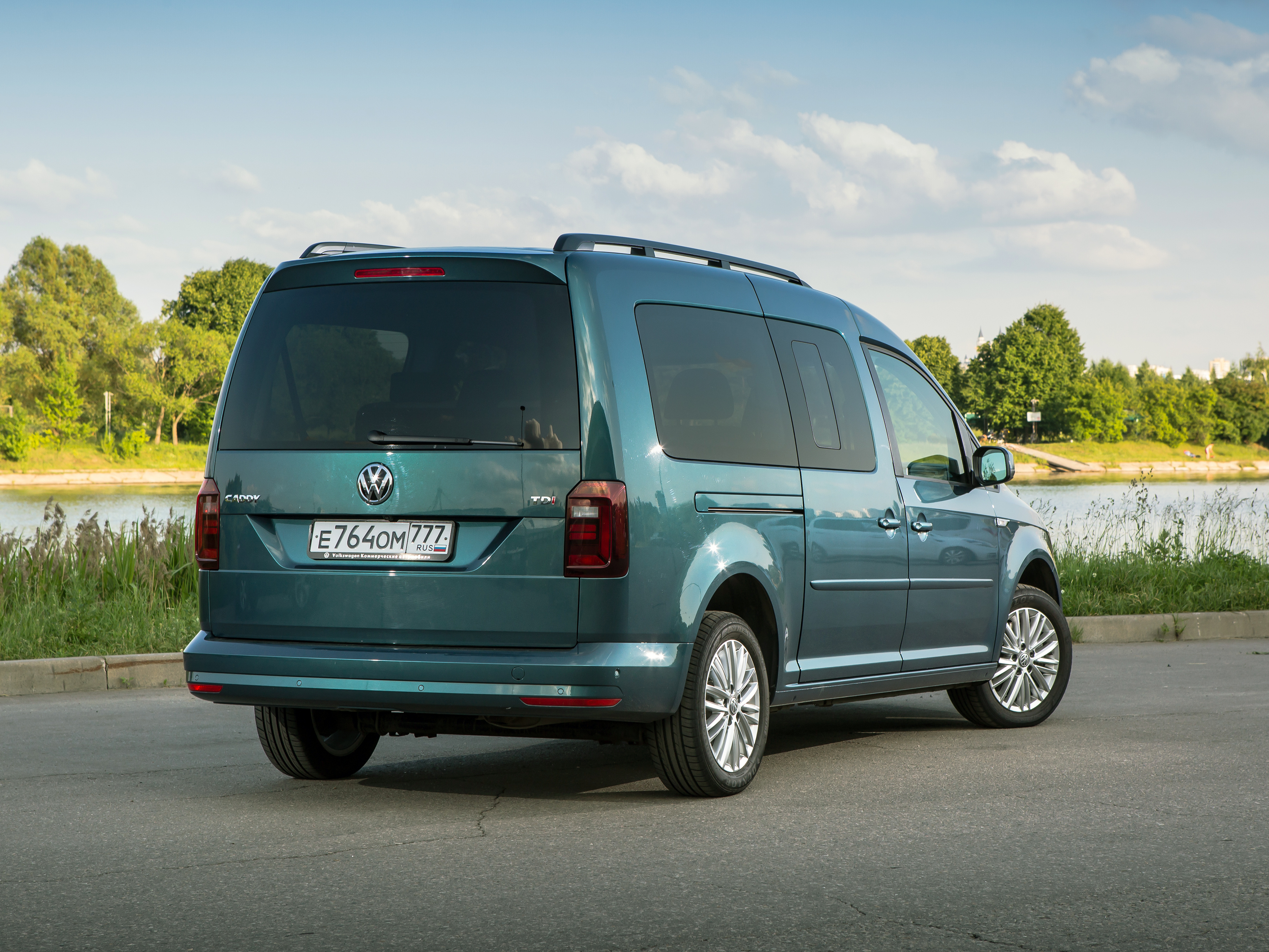 Volkswagen Caddy Maxi 2016