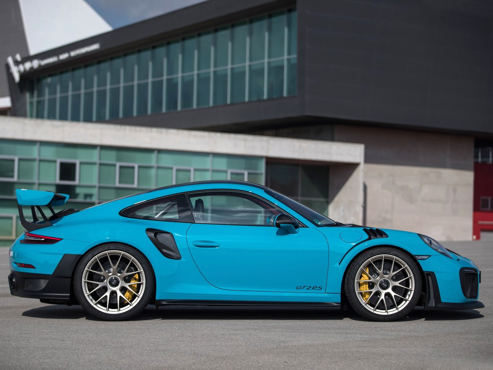 Porsche 911 gt2 RS Mr 991 2