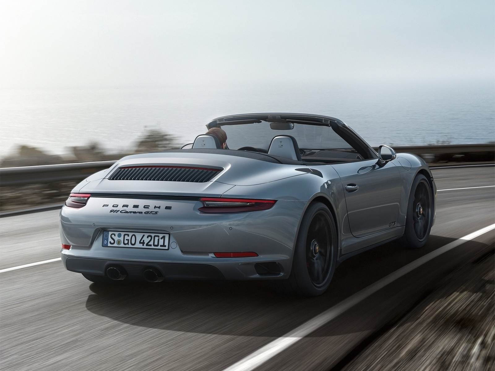 Порше 911 GTS Cabriolet