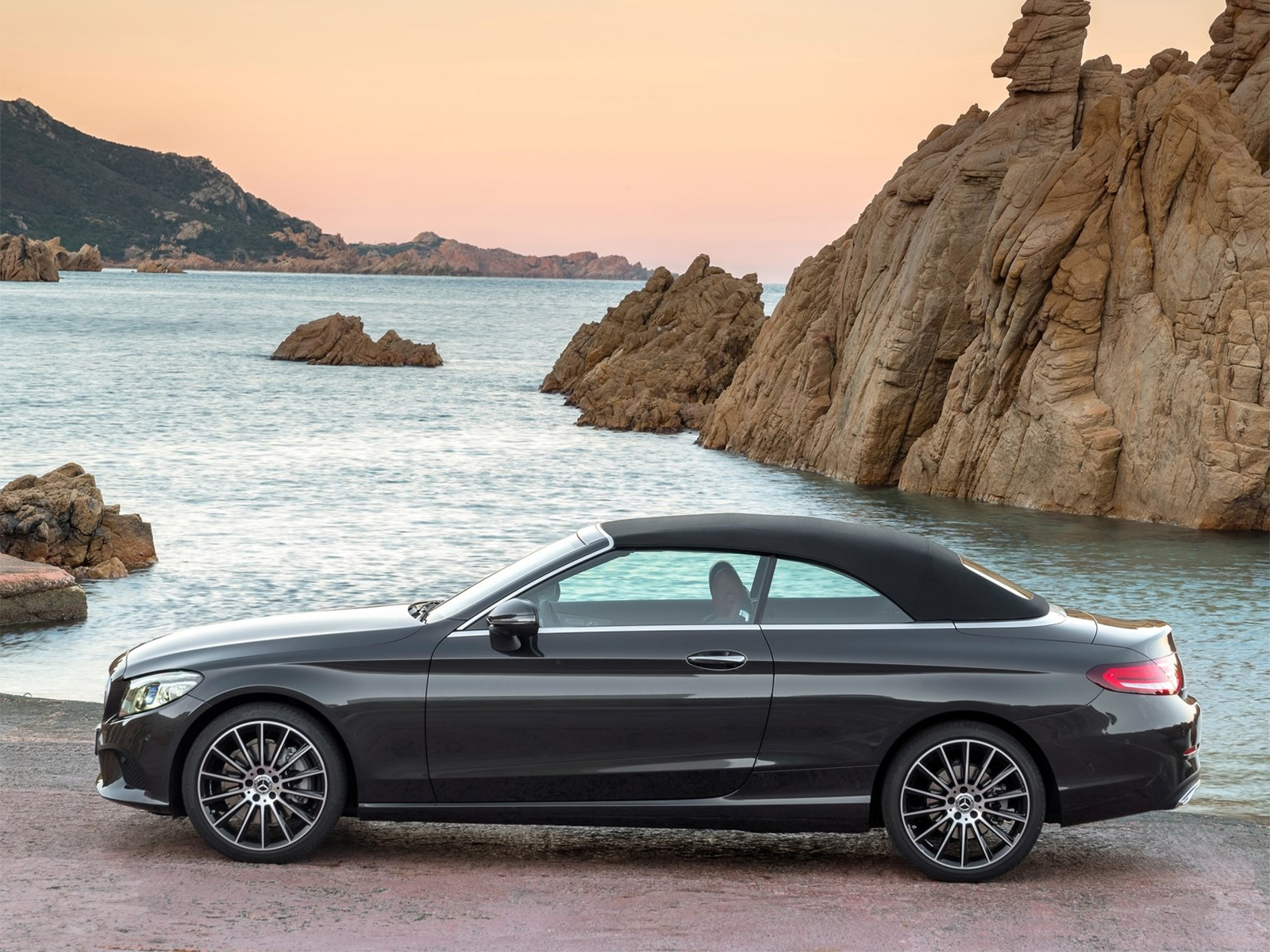 Mercedes c class Cabrio Р±РµР»С‹Р№ 2016