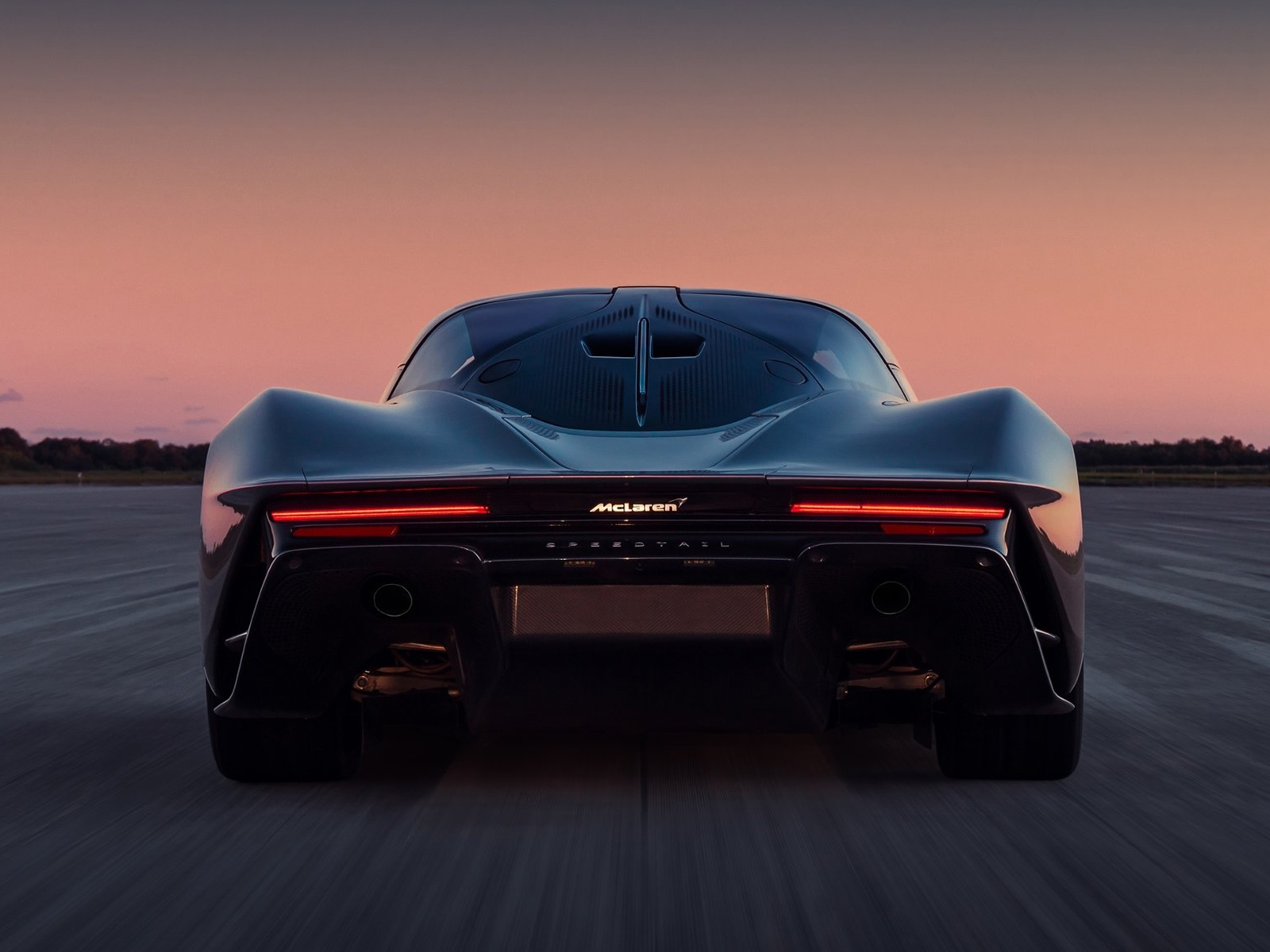 MCLAREN Speedtail 2020