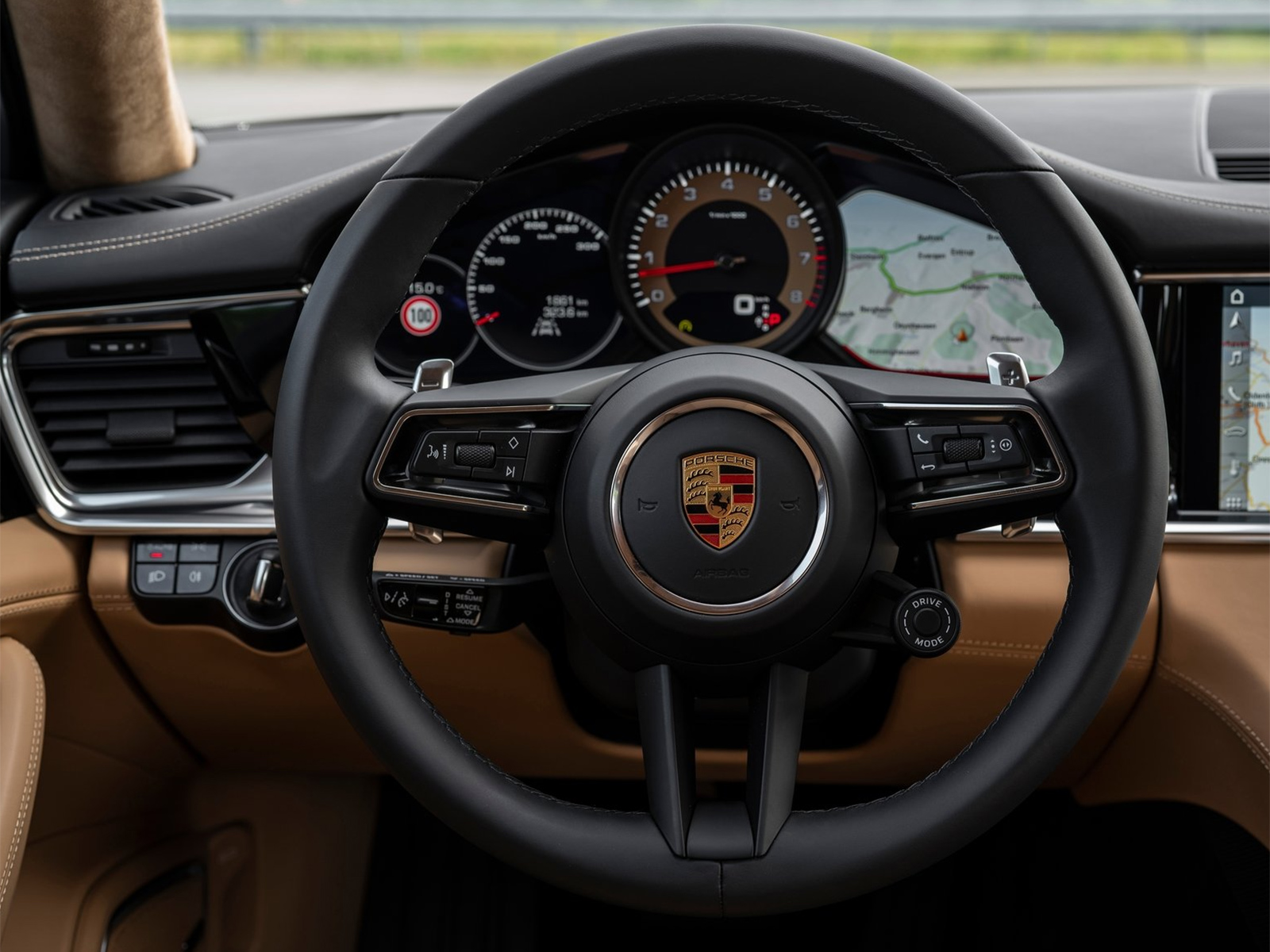 Porsche Panamera 2019 руль