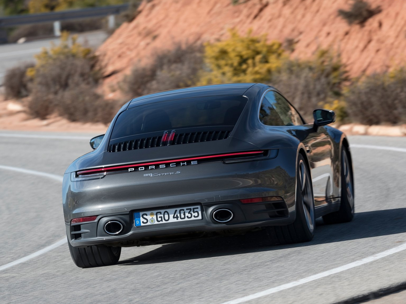 Porsche 911 Black Night