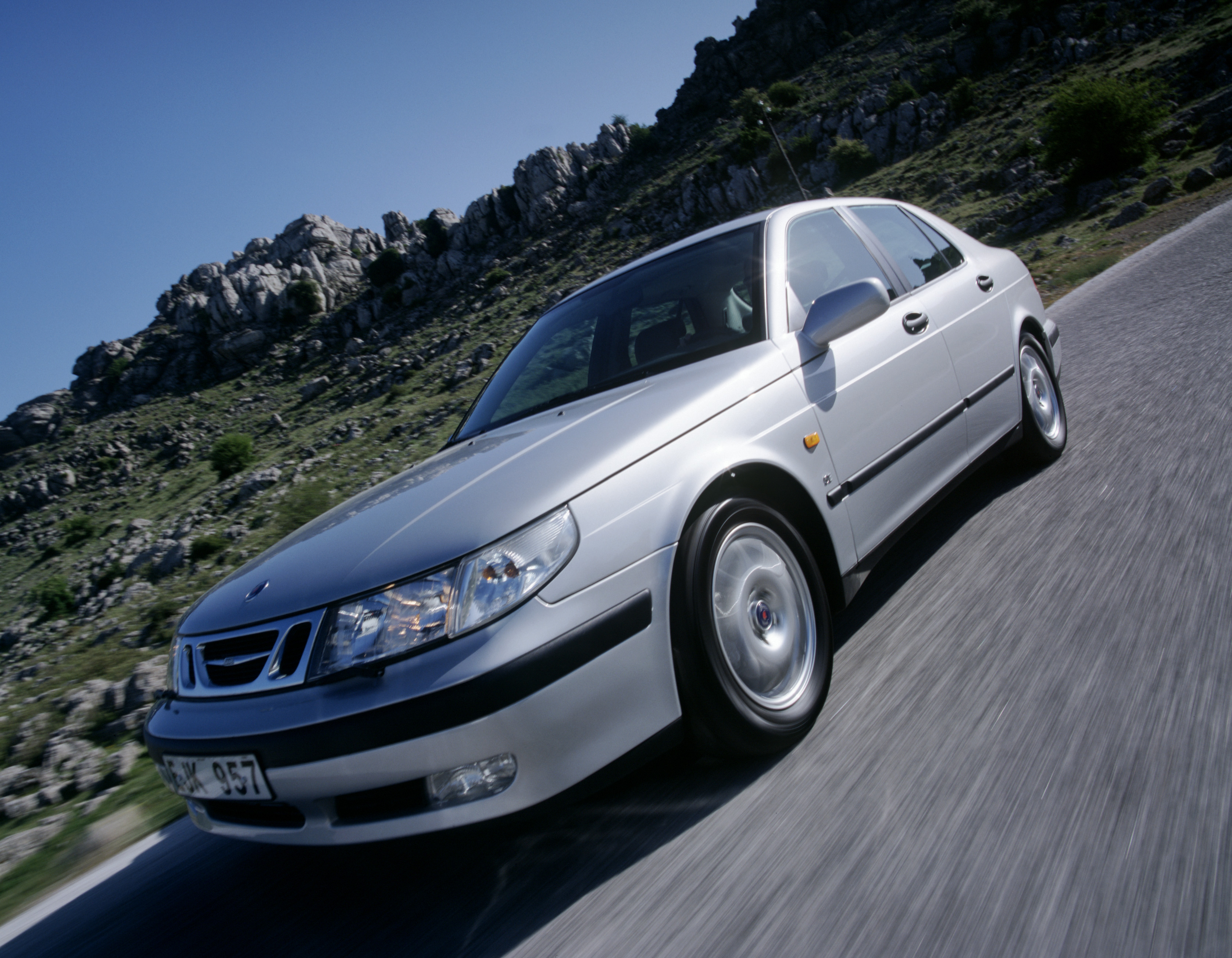 2001 Saab 9x Concept