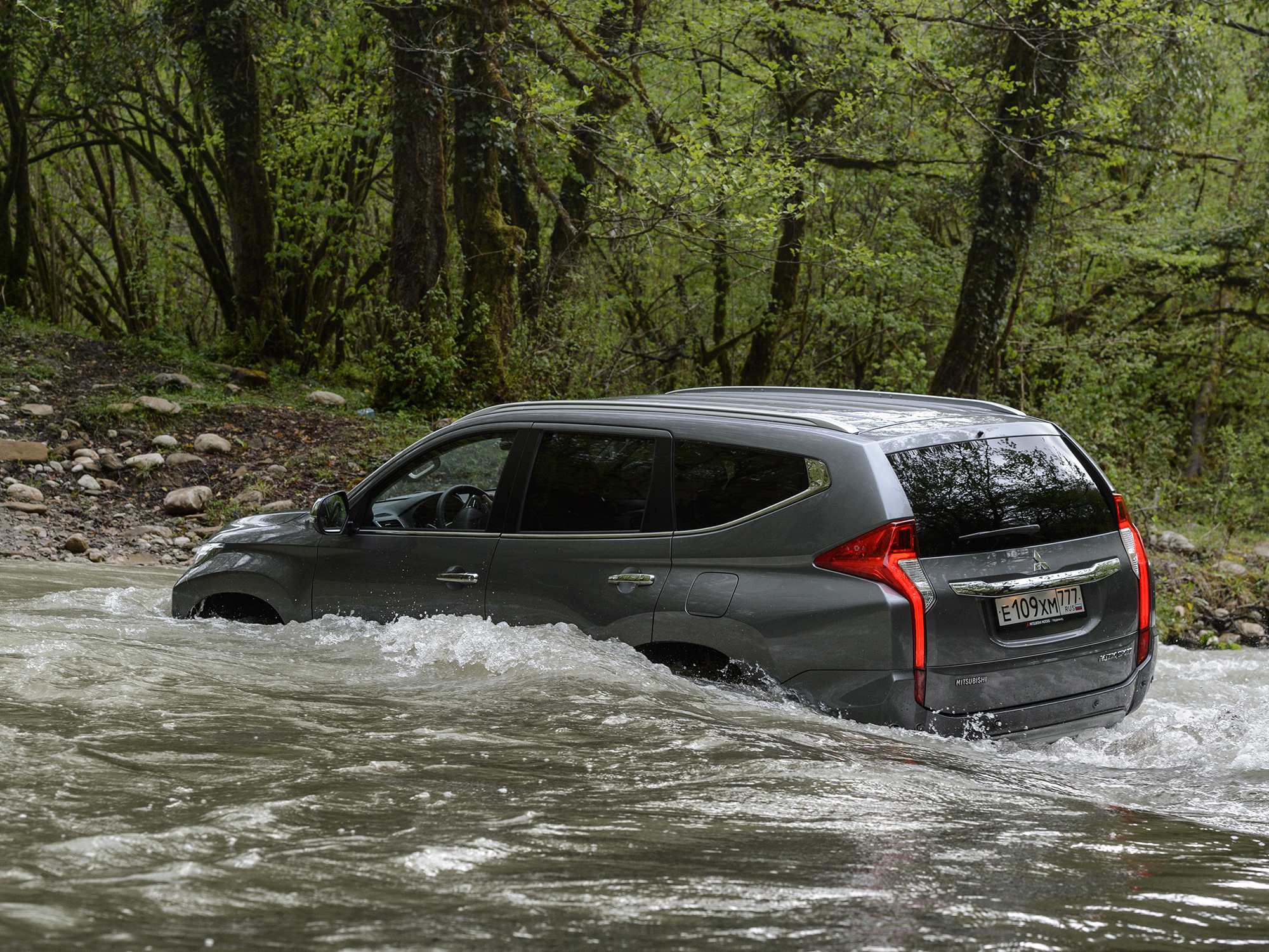 Mitsubishi Pajero Sport бездорожье