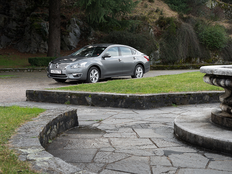 Фото Nissan Teana - фотография 25